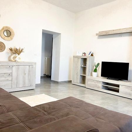 All'Apulia N'23 - Apartment With Parking 莱切 外观 照片