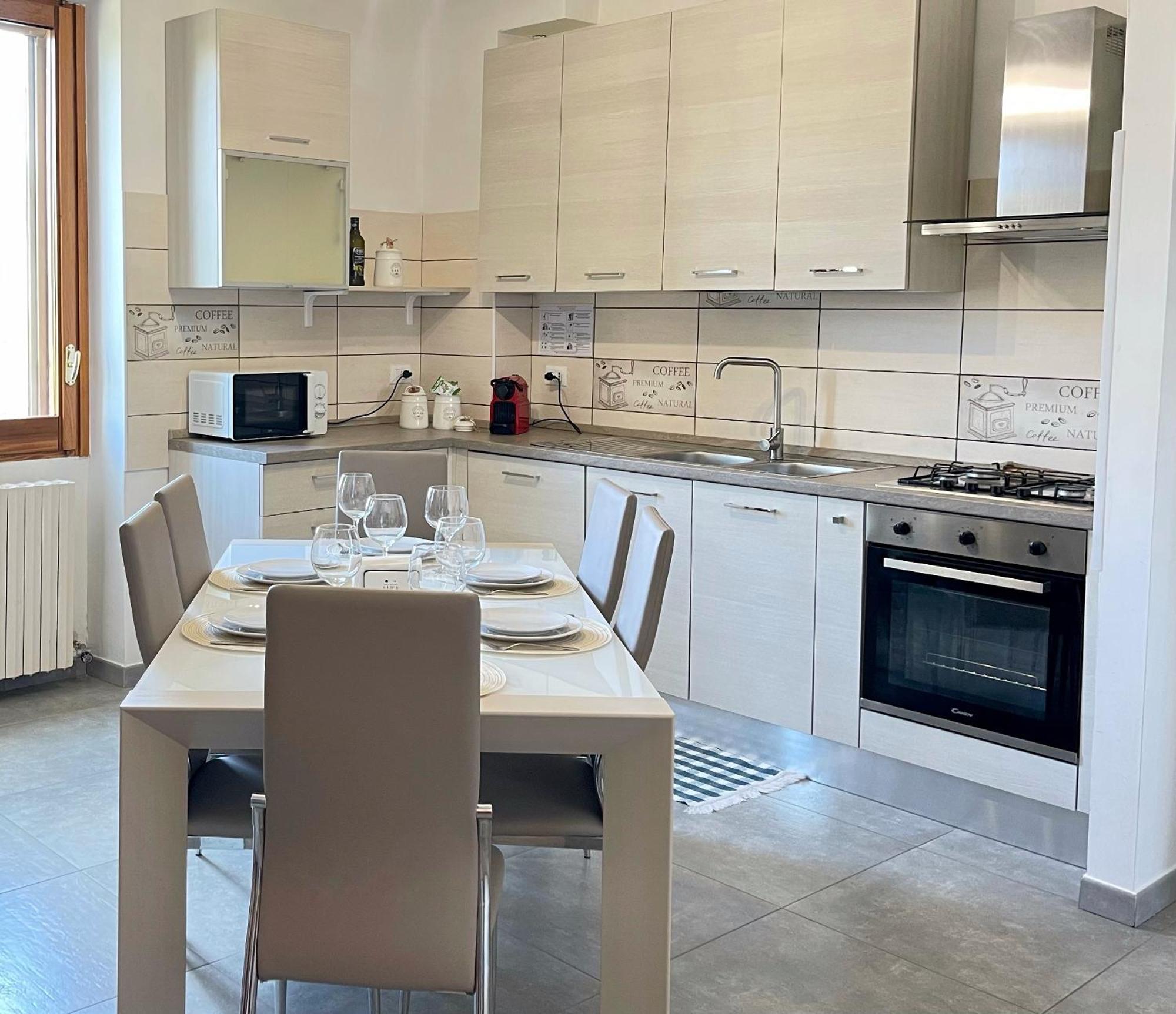 All'Apulia N'23 - Apartment With Parking 莱切 外观 照片